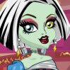 Frankie Stein Style Games : Frankie needs new clothes for the many parties that are happ ...